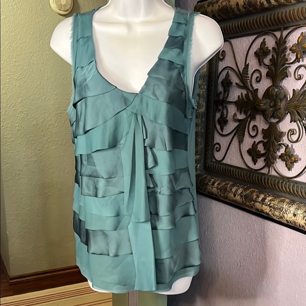 LOFT Green Asymmetrical Tank Top - so cute silky ruffle front Sz MP